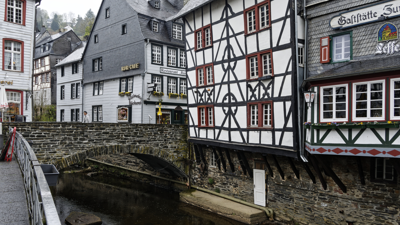 20170504  3705  Monschau, North RhineWestphalia, Germany